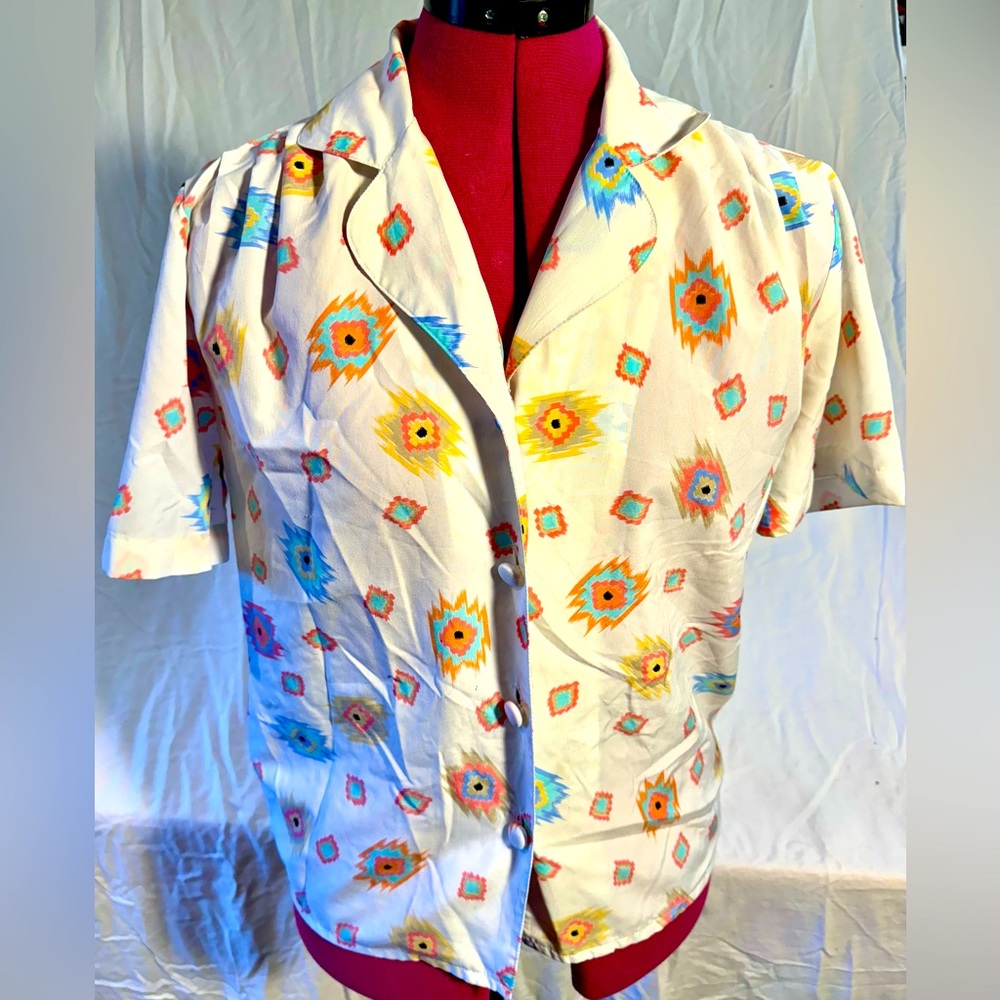 90’s Button-Up Blouse “Aztec” Pattern Clause Petites Sz 4